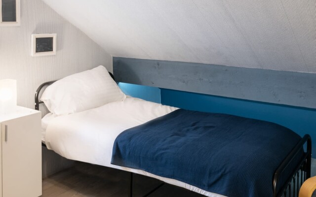 Host Stay City Aura