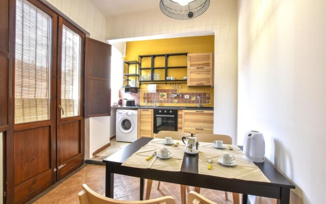 Nice Apartment in Palermo With 2 Bedrooms and Wifi