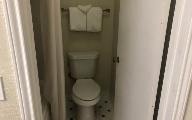 Americas Best Value Inn Denver