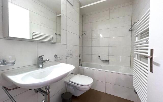 !NEW! Modern crossing apartment facing Piz Rosatsch