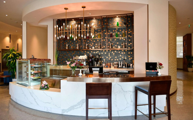 Clarion Hotel Jeddah Airport