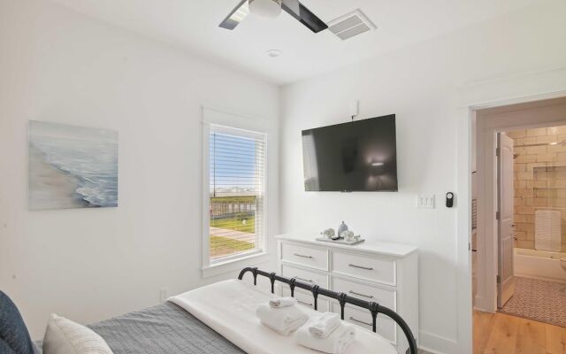 Captain's Quarters