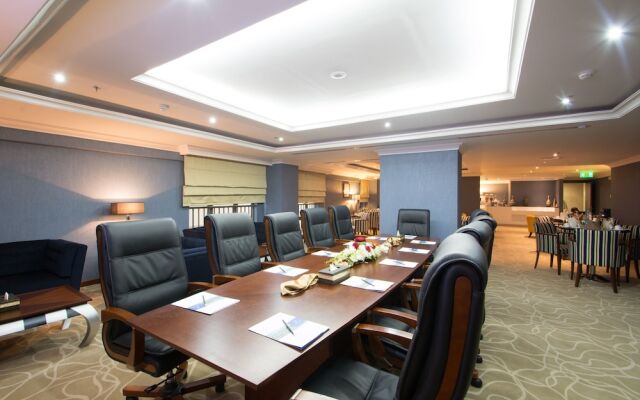 Al Aqeeq Madinah Hotel