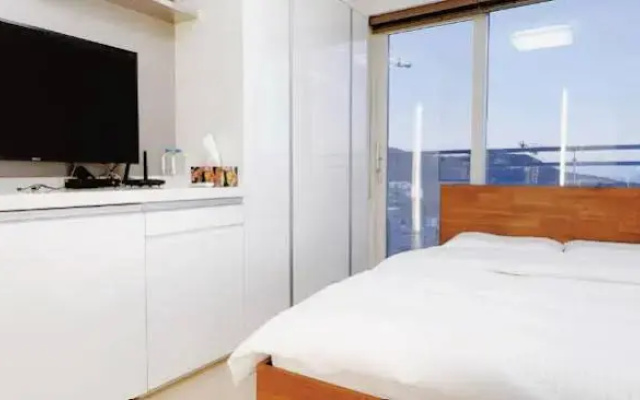 Shine Hotel Incheon Airport