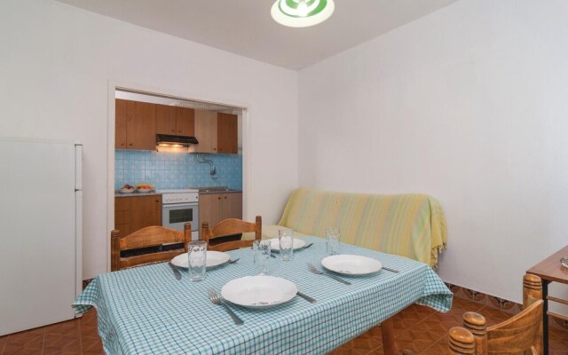 Amazing Home in Jesenice Bajnice With Wifi and 2 Bedrooms