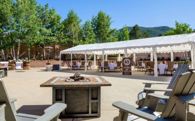 Holiday Inn Estes Park by IHG