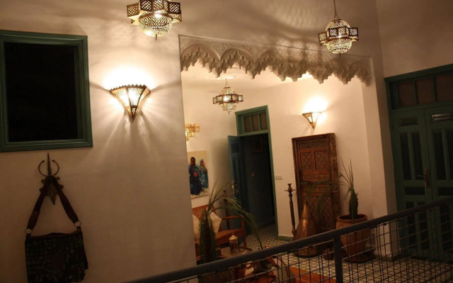 Ryad Dar al Maknassia