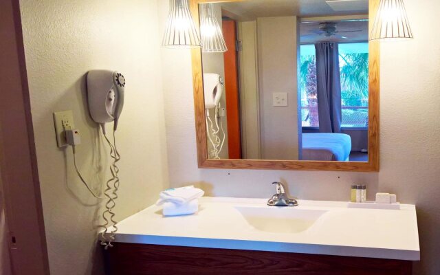 Magnuson Hotel Papago Inn