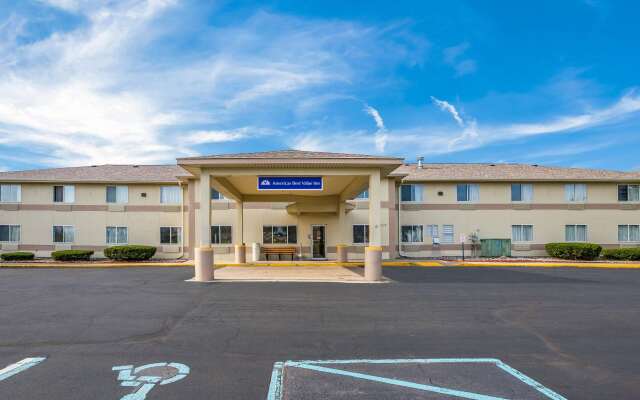 Americas Best Value Inn Charlotte, MI