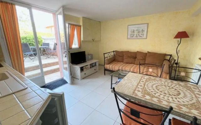 Rose Comfortable Holiday Residence