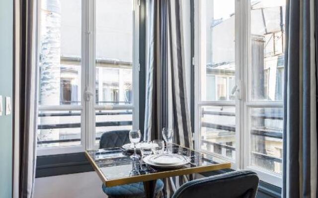 CMG Champs Elysées - Boetie 4DD