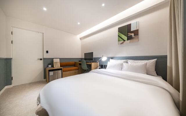 Knockin Hotel Daejeon by Aank