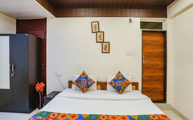 OYO Flagship 82896 Hotel Girija Inn