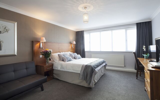 The New London Carlton Hotel & Service Apartments