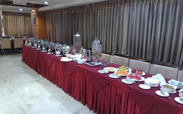 Hotel Amit Park International