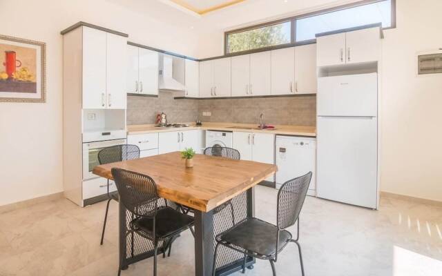 Villa Teras 1