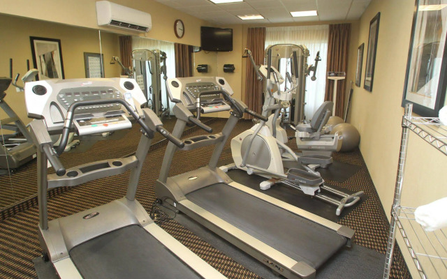 Holiday Inn Express Pembroke by IHG