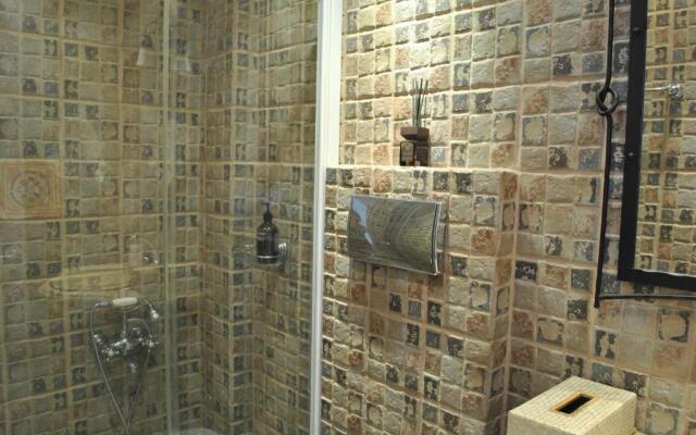 Pende Traditional Luxury Villas