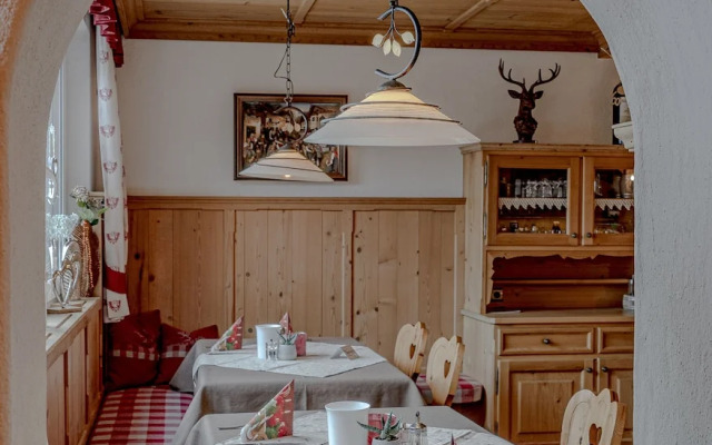 Sweet Cherry Boutique & Guesthouse Tyrol