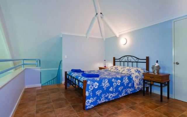 Potshot Hotel Resort