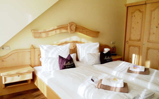 Hollerhöfe Zu Gast im Dorf