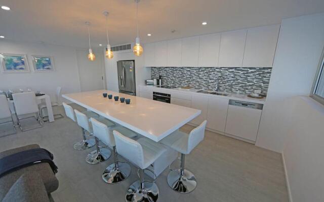 Golden Sands - Private Apartments