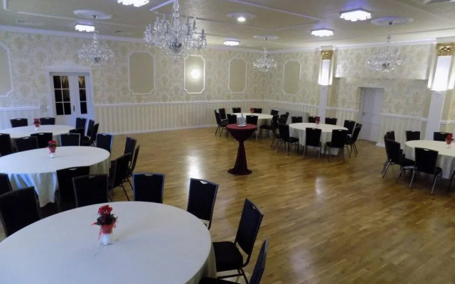 Heidehotel Jagdhof Dobra GmbH