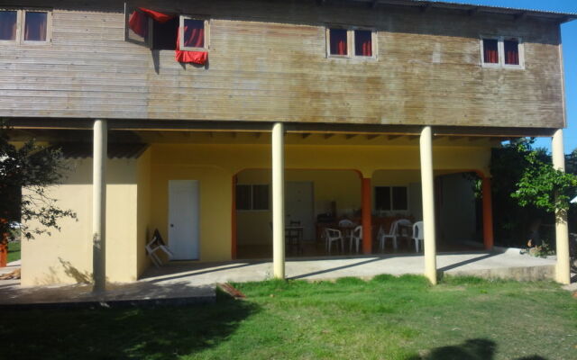 Gipsy Ranch Rooms - Hostel