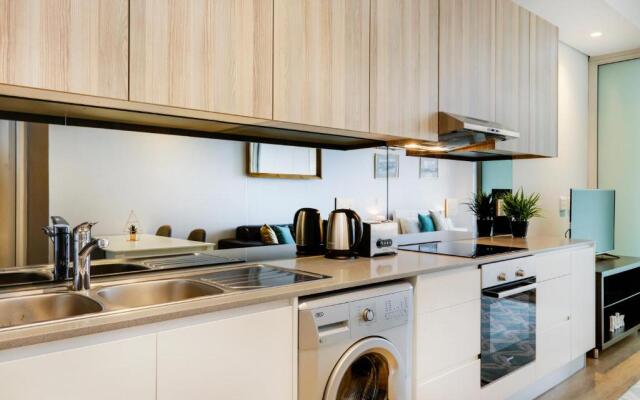 Stylish Central Apartment near Table Mountain