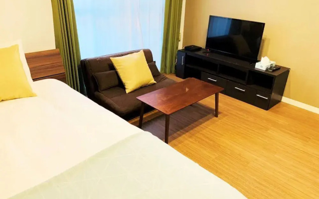 At RLiS House Namba Minami