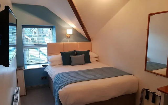 Compston House B&B - Adults Only