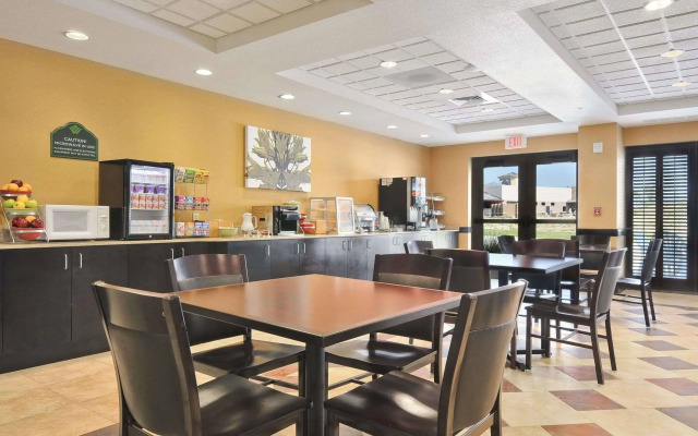 Comfort Inn & Suites Frisco East - McKinney