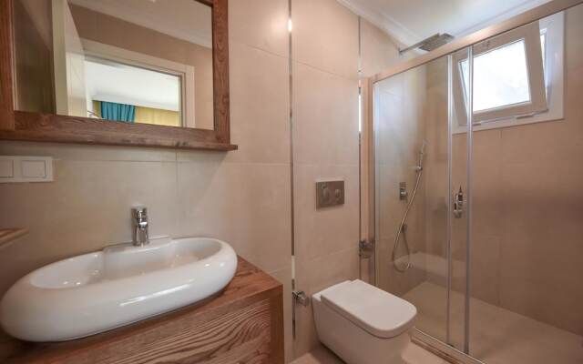 Infinity Lilly Apartments