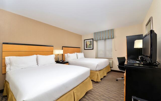 Holiday Inn Express Kennedy Airport