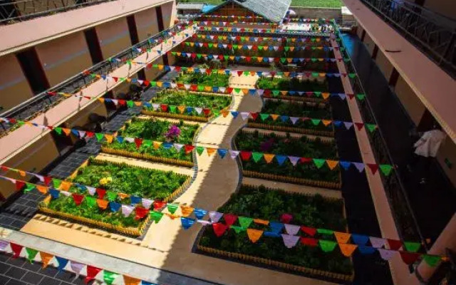 Lugu Shiguang Hotel