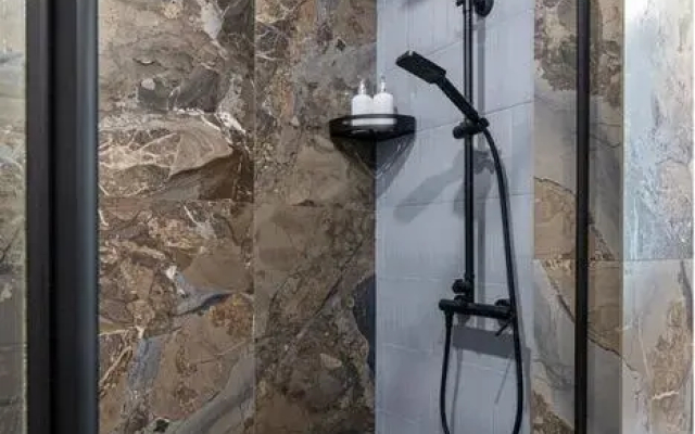 Апартаменты Комфорт-Апарт на улице Республики, д. 204, к. 6