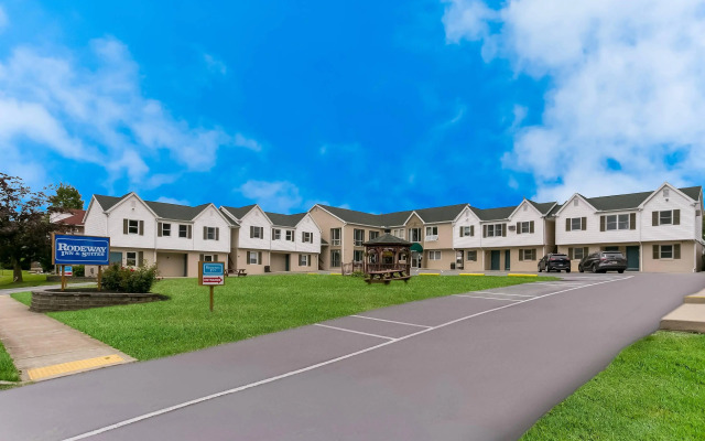 Rodeway Inn & Suites Hershey Chocolate Avenue