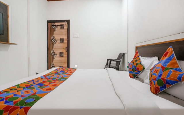 Fabexpress Sai Lodging I