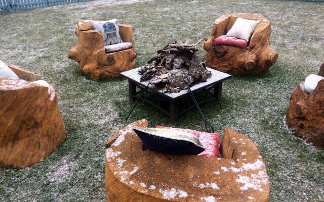 Peabody's 'Hip Little Stay'