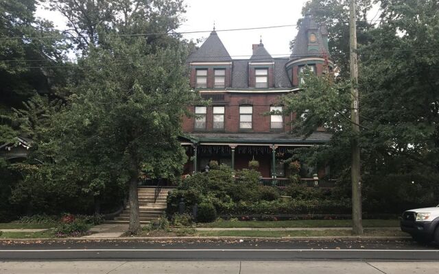 The Gables Bed and Breakfast Philadelphia