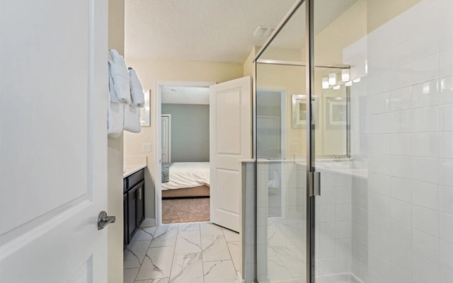 8BR ChampionsGate Pool Home w MTheater