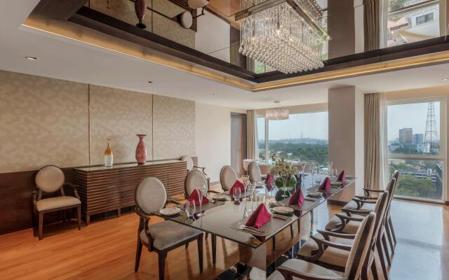 Novotel Yangon Max
