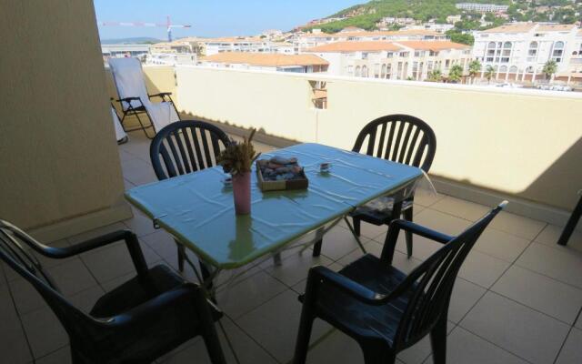 Appartement Sète, 2 pièces, 4 personnes - FR-1-472-136