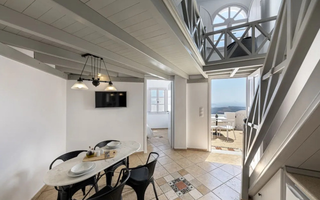 Calderas Hug & Panoramic Sea View Suites