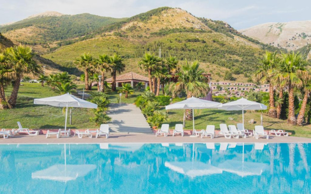 Villaggio Club Baia di Dino