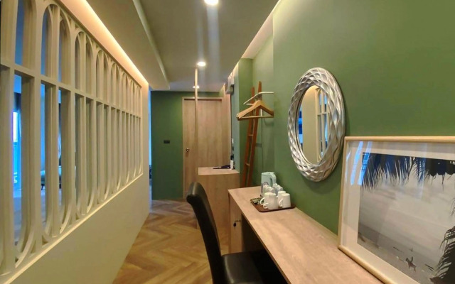 Hub Hua Hin 57 Hotel