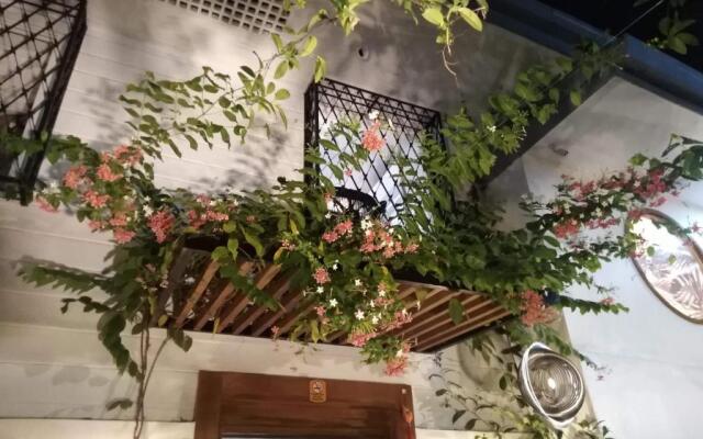 Courtyard Hotel