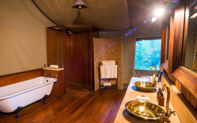 aha Thakadu River Camp
