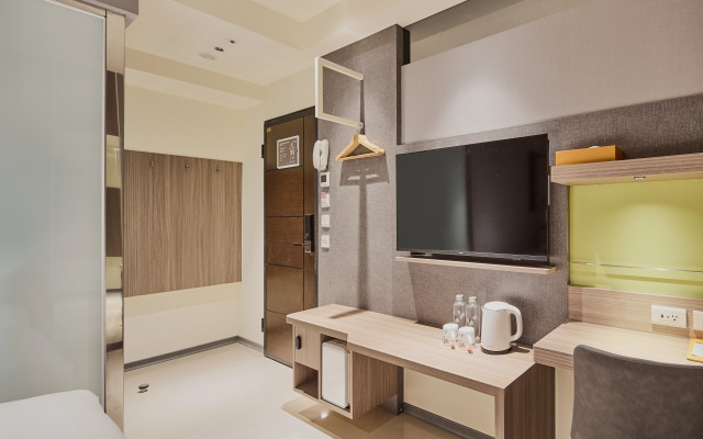 Orange Hotel Ximen Hanzhong