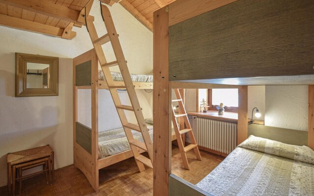 Awesome Home in Castello Tesino With 4 Bedrooms and Wifi